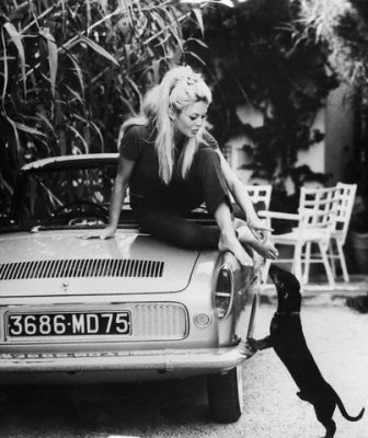 Brigitte-Bardot and her dachshund