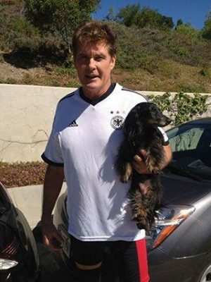 David-Hasselhoff-and-his-dachshund