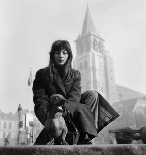 Juliette Gréco and her dachshund daschund